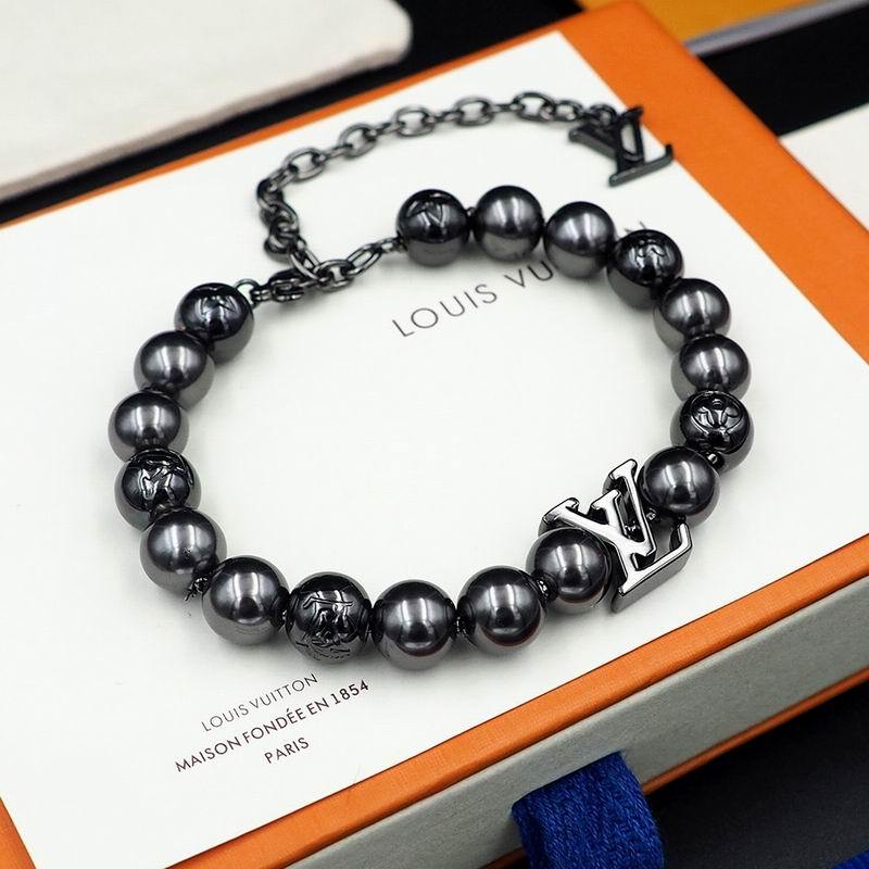 LV Bracelets 256